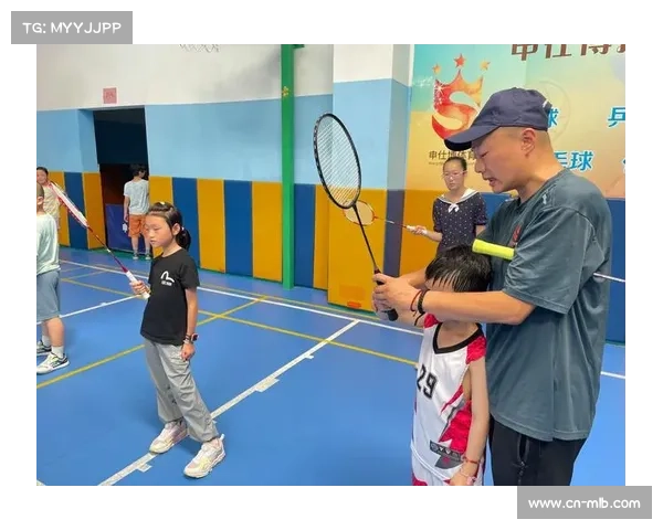 汇丰公益羽毛球训练营走进江门杭州，世界冠军现场指导青少年
